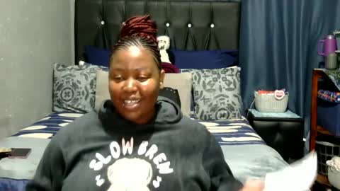 phindy online show from 05/09/26, 01:55