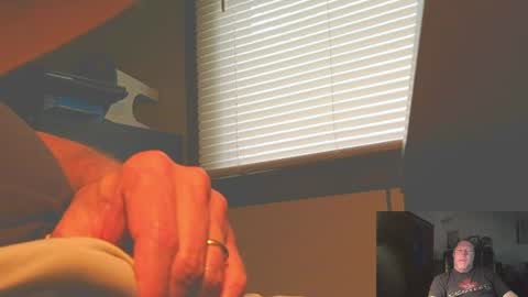 thickcock4u1105 online show from 04/01/26, 01:23