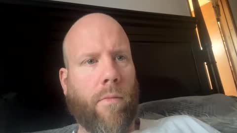 Snapshot of thickcockcali chatting on 12/04/24, 08:29 CaliLove916 online show from 12/04/24, 08:29