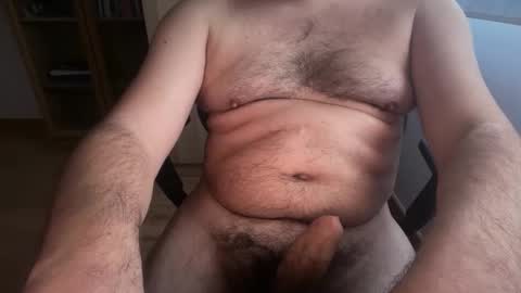 Snapshot of thickguybcn chatting on 03/17/26, 08:28 ThickDickBCN online show from 03/17/26, 08:28