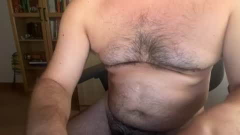 Snapshot of thickguybcn chatting on 08/03/26, 06:45 ThickDickBCN online show from 08/03/26, 06:45