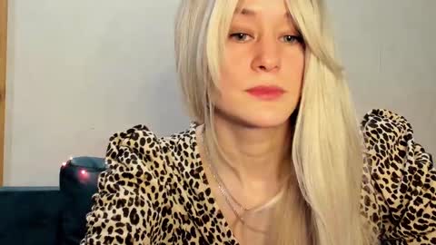 Snapshot of thief_of_hearts_ chatting on 02/25/25, 12:47 thief_of_hearts_ online show from 02/25/25, 12:47