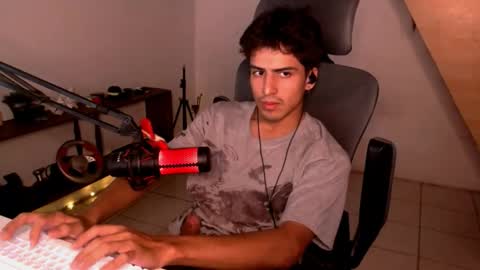 thieves_us online show from 12/04/25, 05:06