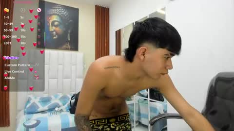  THIAGO COLLINS  online show from 06/25/26, 11:31