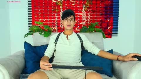 Snapshot of thiiagosaeenz chatting on 02/16/26, 03:46 Thiago Saenzz online show from 02/16/26, 03:46