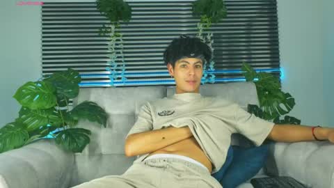 Thiago Saenzz online show from 04/07/26, 05:19