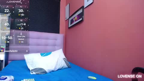 Snapshot of thin_eva chatting on 02/11/25, 11:33 Eva online show from 02/11/25, 11:33