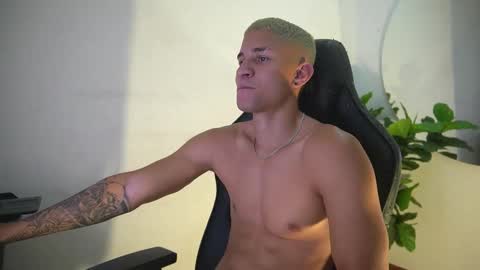 thin_tommy11 online show from 02/11/26, 10:04