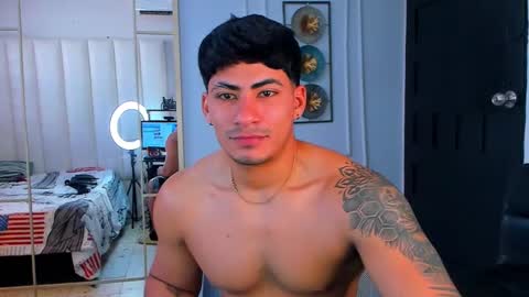 Snapshot of thirstmen_ chatting on 10/19/25, 01:34 MICHAEL AND CRISS online show from 10/19/25, 01:34