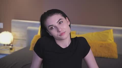 Snapshot of this_is_lilly chatting on 04/19/26, 02:49 Lilly online show from 04/19/26, 02:49