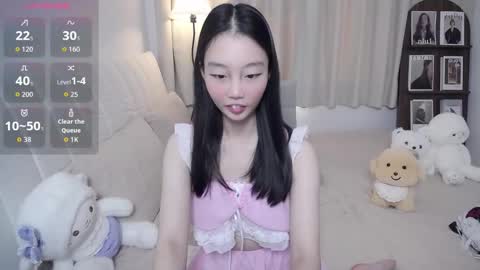 kk online show from 11/21/25, 12:43