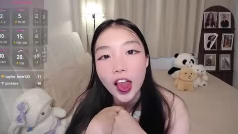Snapshot of thisgirl__ chatting on 07/05/26, 01:45 kk online show from 07/05/26, 01:45