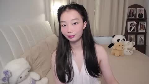 Snapshot of thisgirl__ chatting on 07/13/26, 01:41 kk online show from 07/13/26, 01:41