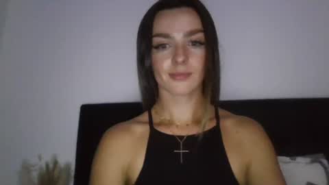Snapshot of thisgirl_x chatting on 07/21/26, 12:13 thisgirl_x online show from 07/21/26, 12:13