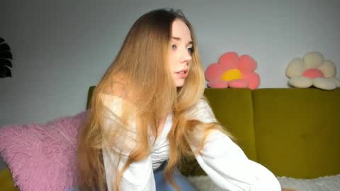 Snapshot of thisisamelia chatting on 12/02/24, 01:57 Amelia shows on mondays fridays and sundays if anything changes im giving updates on my fansly online show from 12/02/24, 01:57