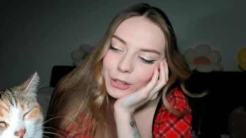 Snapshot of thisisamelia chatting on 12/29/24, 03:57 Amelia shows on mondays fridays and sundays if anything changes im giving updates on my fansly online show from 12/29/24, 03:57