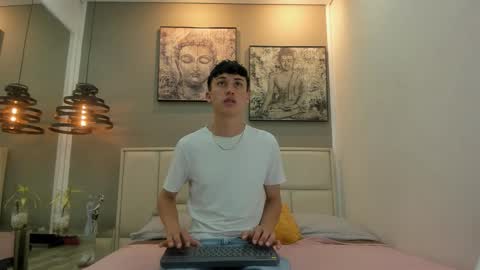 Snapshot of thom_ames chatting on 03/13/26, 11:39 Thom online show from 03/13/26, 11:39