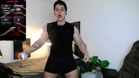 Snapshot of thom_ohtani chatting on 02/21/26, 10:33 thom_ohtani online show from 02/21/26, 10:33