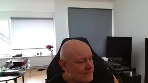 thomas315627 online show from 04/20/26, 11:35