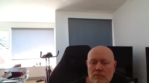 thomas315627 online show from 04/23/26, 12:51