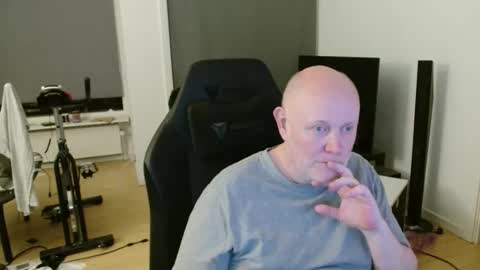 Snapshot of thomas315627 chatting on 06/03/26, 10:15 thomas315627 online show from 06/03/26, 10:15