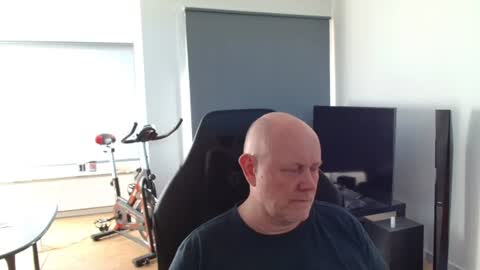 thomas806035 online show from 06/20/26, 06:22