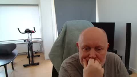thomas806035 online show from 06/26/26, 11:58
