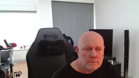 thomas806035 online show from 07/06/26, 04:09