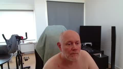 thomas806035 online show from 07/15/26, 11:37