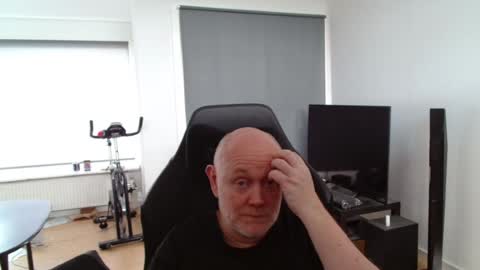 thomas806035 online show from 07/27/26, 11:28