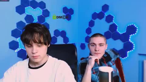 thomas_crow online show from 11/30/25, 10:08