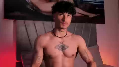 Thomas 3  JUST STAY AND BE MY LAST LOVE online show from 01/08/26, 04:48