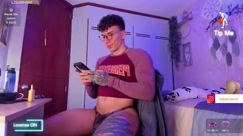 Thomas Grey online show from 09/28/25, 03:01