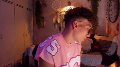 Thomas Grey online show from 01/18/26, 03:21