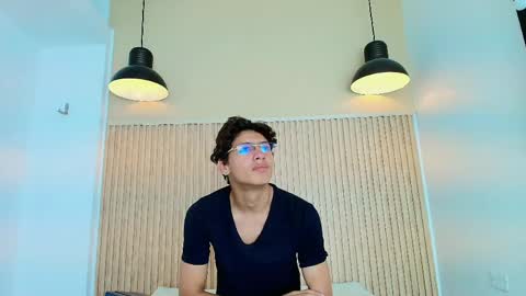 thomas online show from 04/22/26, 09:27