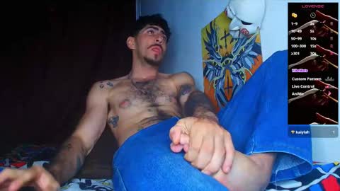 Snapshot of thomas_ks11 chatting on 11/06/25, 02:45 thomas_ks11 online show from 11/06/25, 02:45