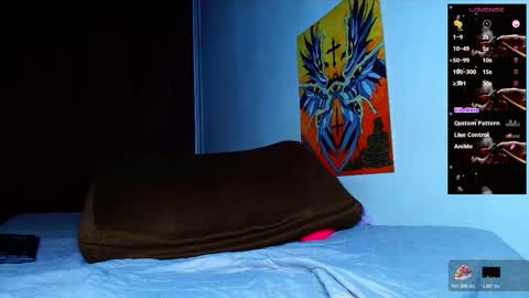 Snapshot of thomas_ks11 chatting on 11/08/25, 01:17 thomas_ks11 online show from 11/08/25, 01:17