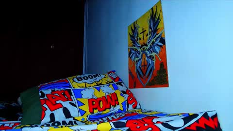 Snapshot of thomas_ks11 chatting on 11/12/25, 04:13 thomas_ks11 online show from 11/12/25, 04:13