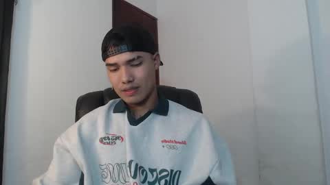 Thomas online show from 12/12/24, 03:54