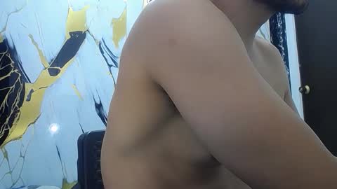 Thomas online show from 12/19/25, 06:59