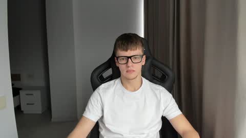 Tomas online show from 01/27/25, 10:49