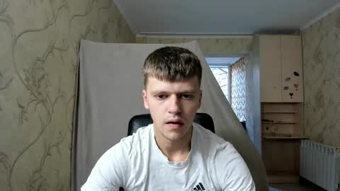 Tomas online show from 10/18/25, 01:23