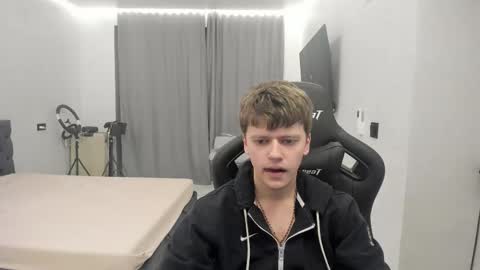 Tomas online show from 02/19/26, 04:14