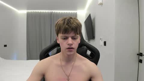 Tomas online show from 04/18/26, 10:52