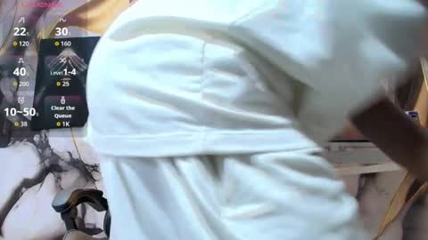 Thomas online show from 04/21/26, 03:46