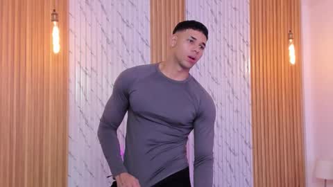 Thomas online show from 12/01/25, 12:21