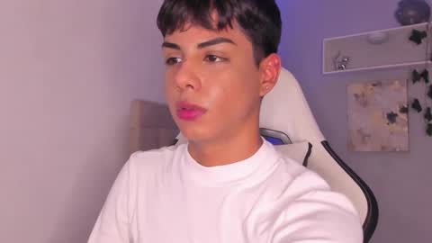 Thomas online show from 10/16/25, 06:36