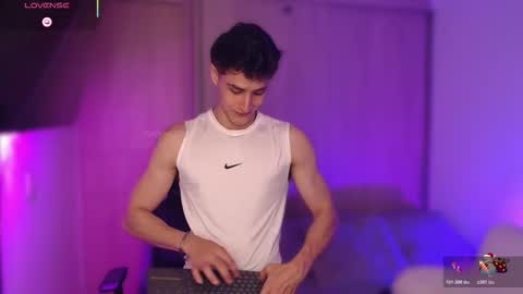 Thom Klein online show from 12/01/25, 07:52