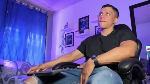 Thoms Every online show from 10/11/25, 05:33