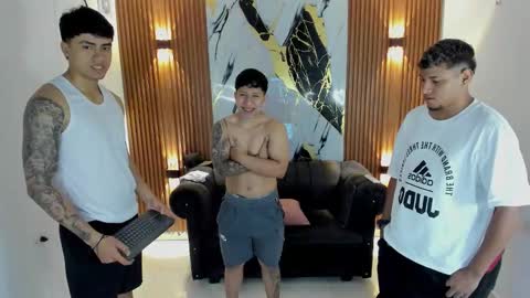 thomson_hot01 online show from 09/19/25, 05:09